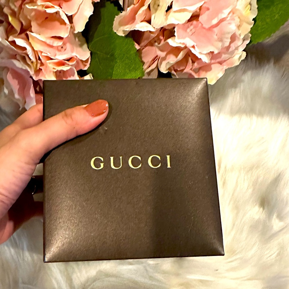 Gucci watch